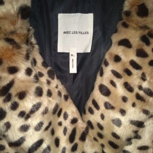 GORGEOUS LEOPARD COAT FAUX PERFECT NEW WITH TAGS!